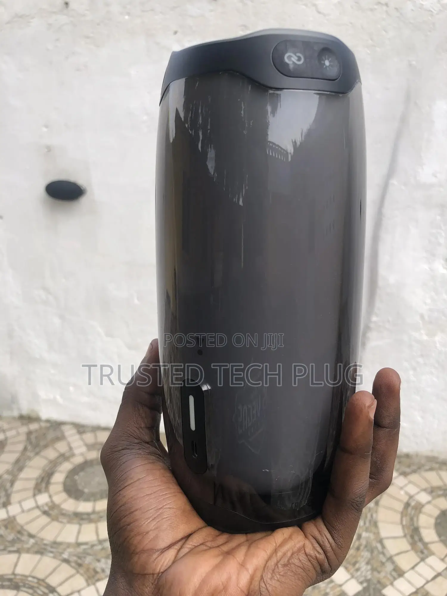 Preowned JBL Pulse 4 Bluetooth Speaker From America 4sale