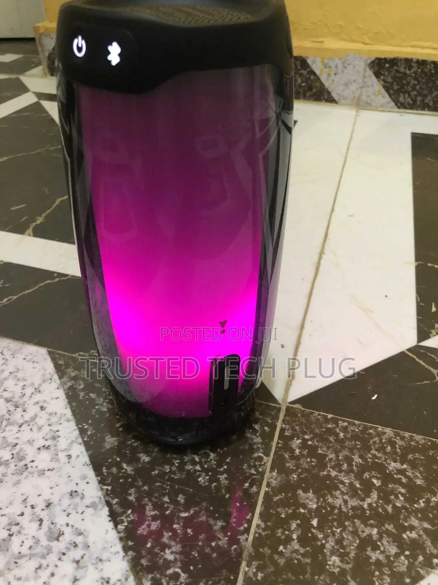Preowned JBL Pulse 4 Bluetooth Speaker From America 4sale