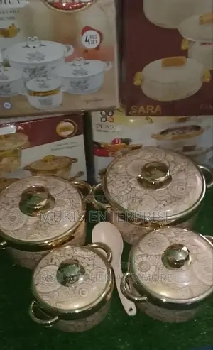 Insulated Casserole Set and a Serving Spoon
