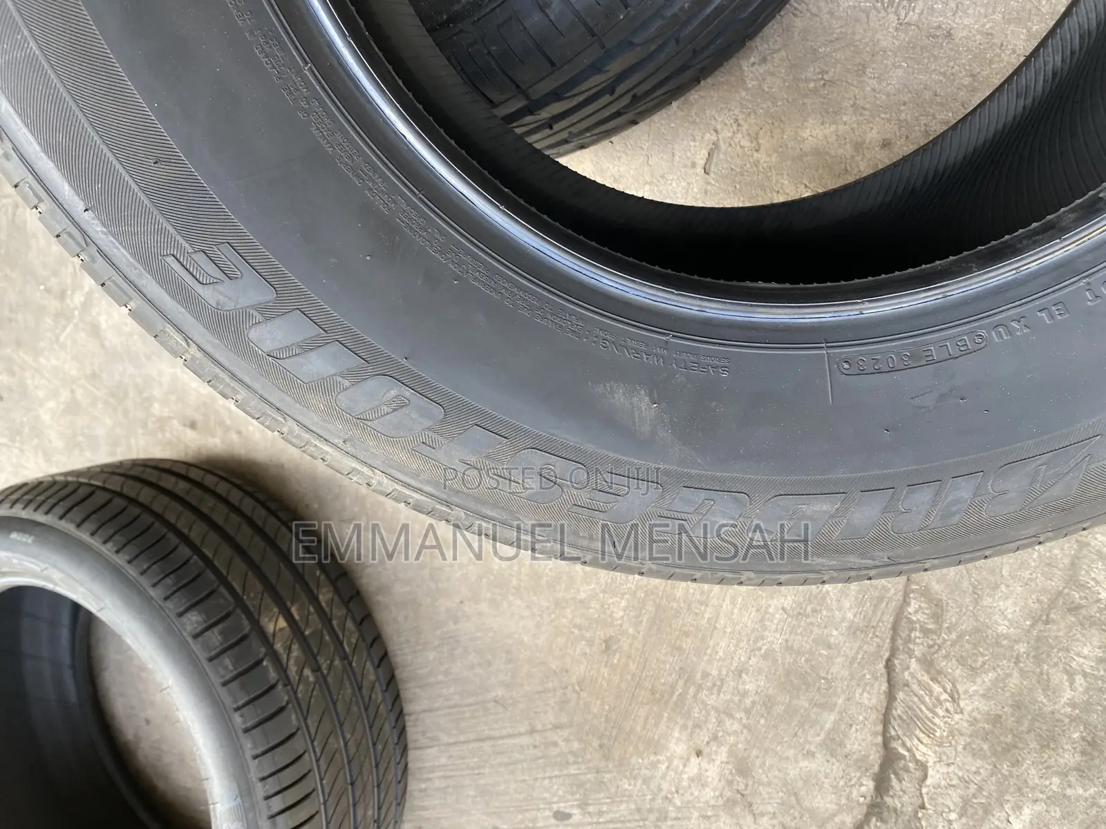 285/60r18 Bridgestone Dueler H/P Sport Tire
