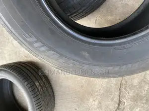 285/60r18 Bridgestone Dueler H/P Sport Tire