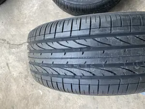 285/60r18 Bridgestone Dueler H/P Sport Tire