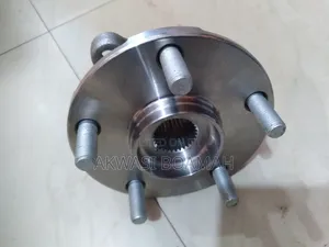 Toyota RAV4 2010/014 Front Hub 1pc