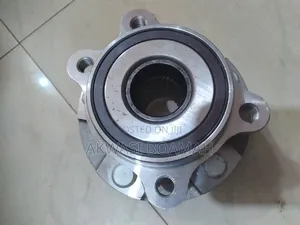 Toyota RAV4 2010/014 Front Hub 1pc