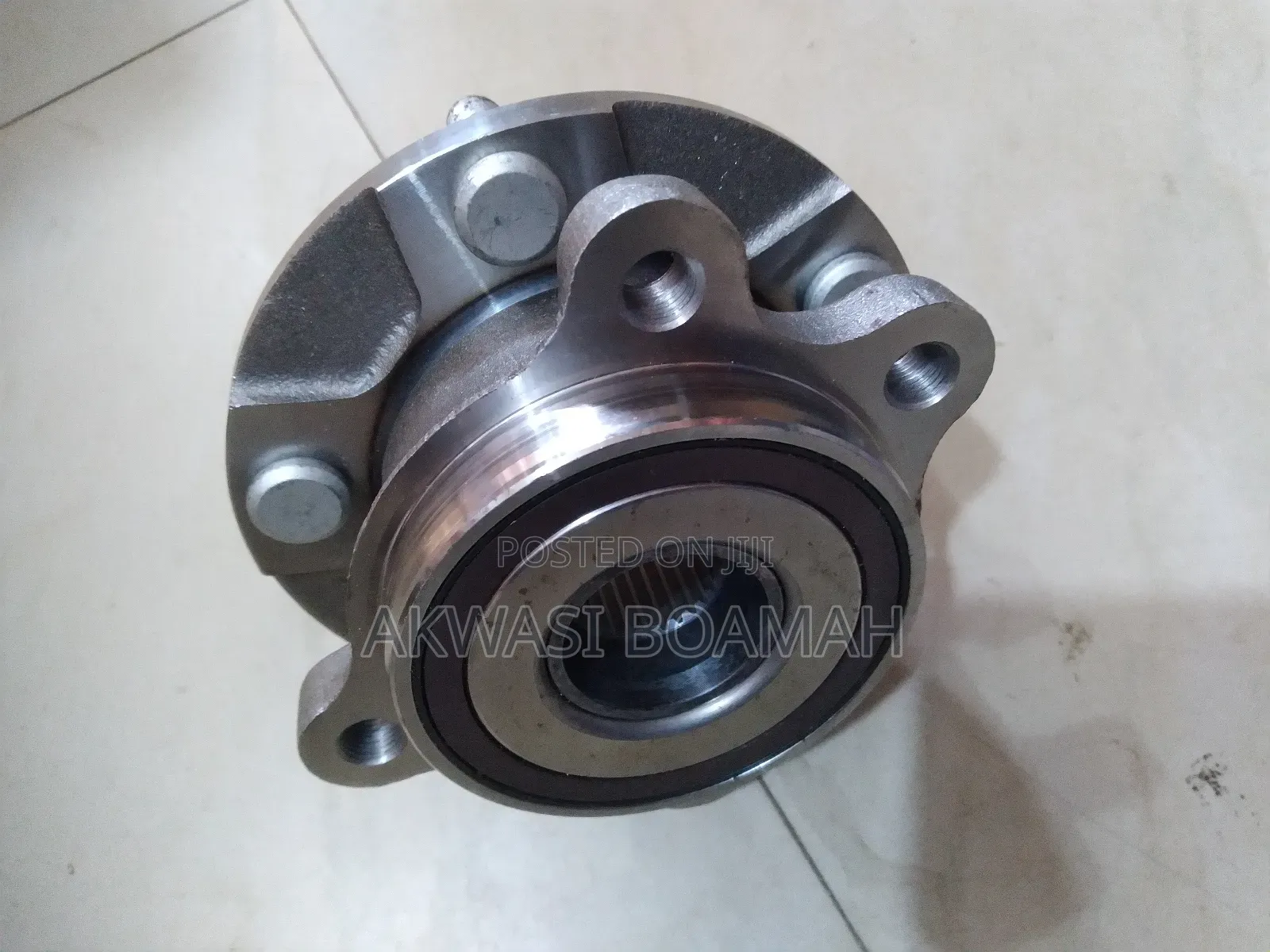 Toyota RAV4 2010/014 Front Hub 1pc