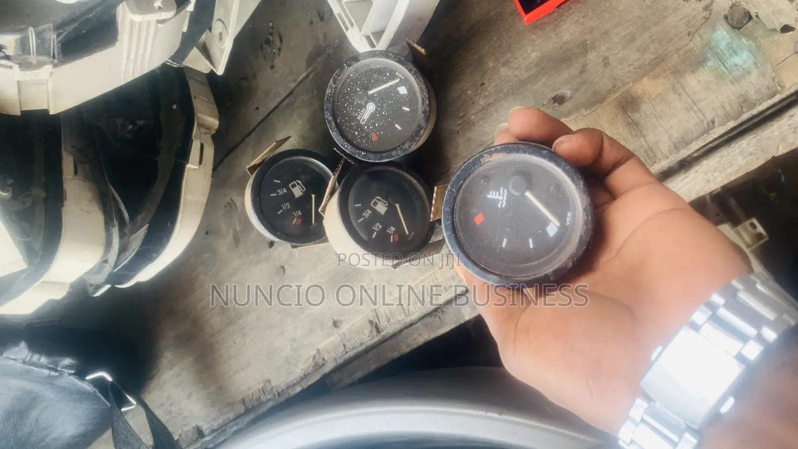 Fuel Guage Available