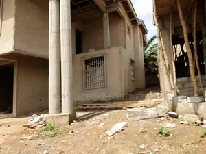 5 Bedroom Manson - Ashaley Botwe