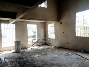 5 Bedroom Manson - Ashaley Botwe