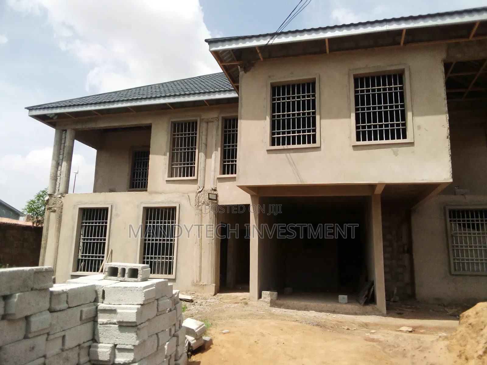 5 Bedroom Manson - Ashaley Botwe