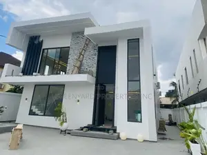 5bdrm House in Little Roses, Ashaley Botwe for sale