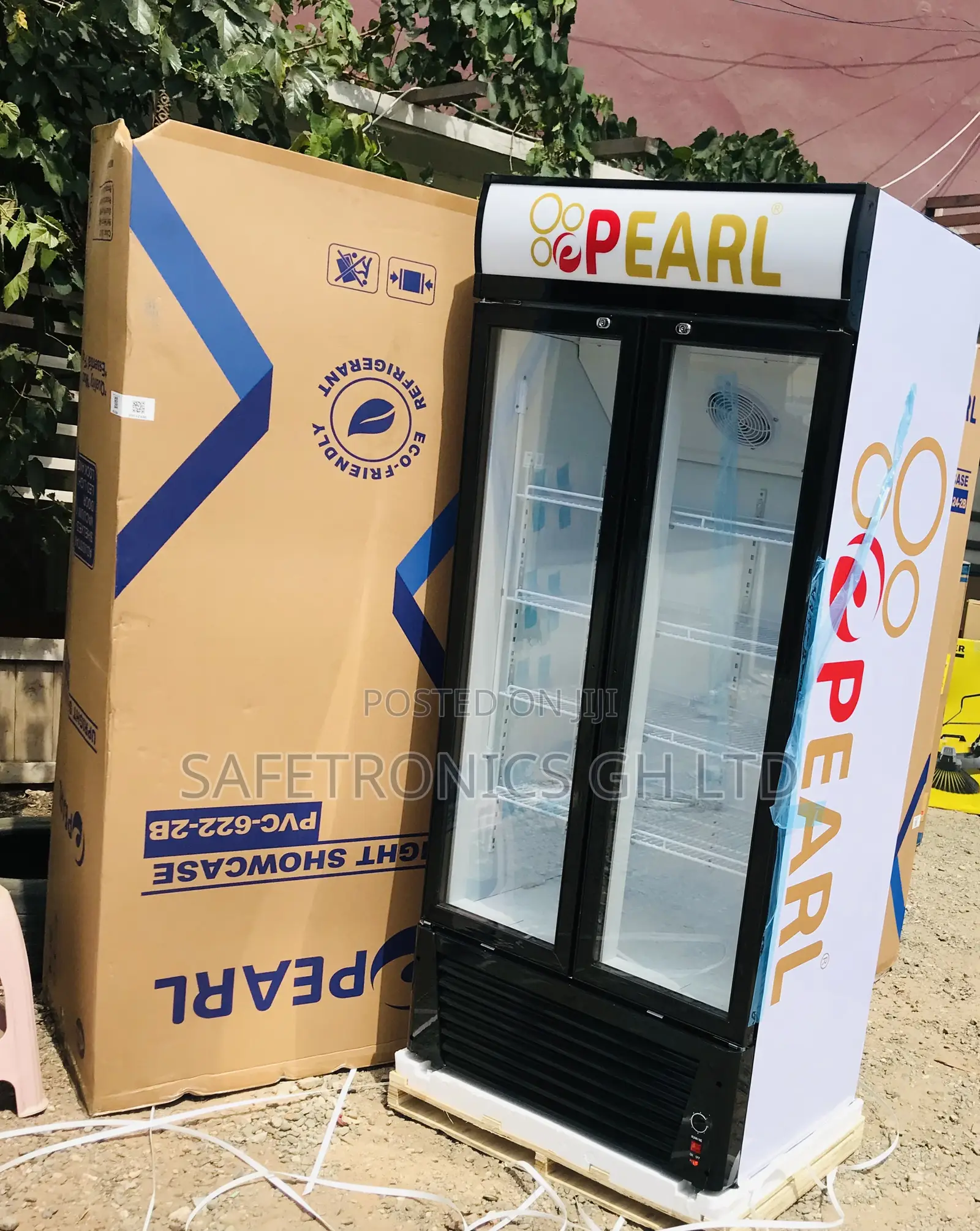 Adorable New PVC/622 Pearl Display Glass Fridge