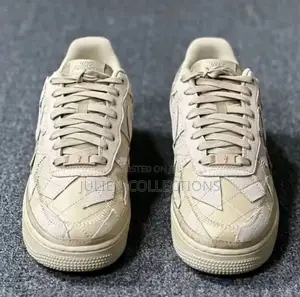 Nike Air Force 1