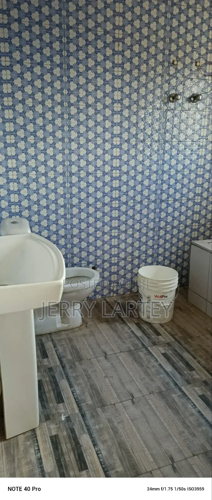 2bdrm Apartment in Jerry Lartey, McCarthy Hill for rent