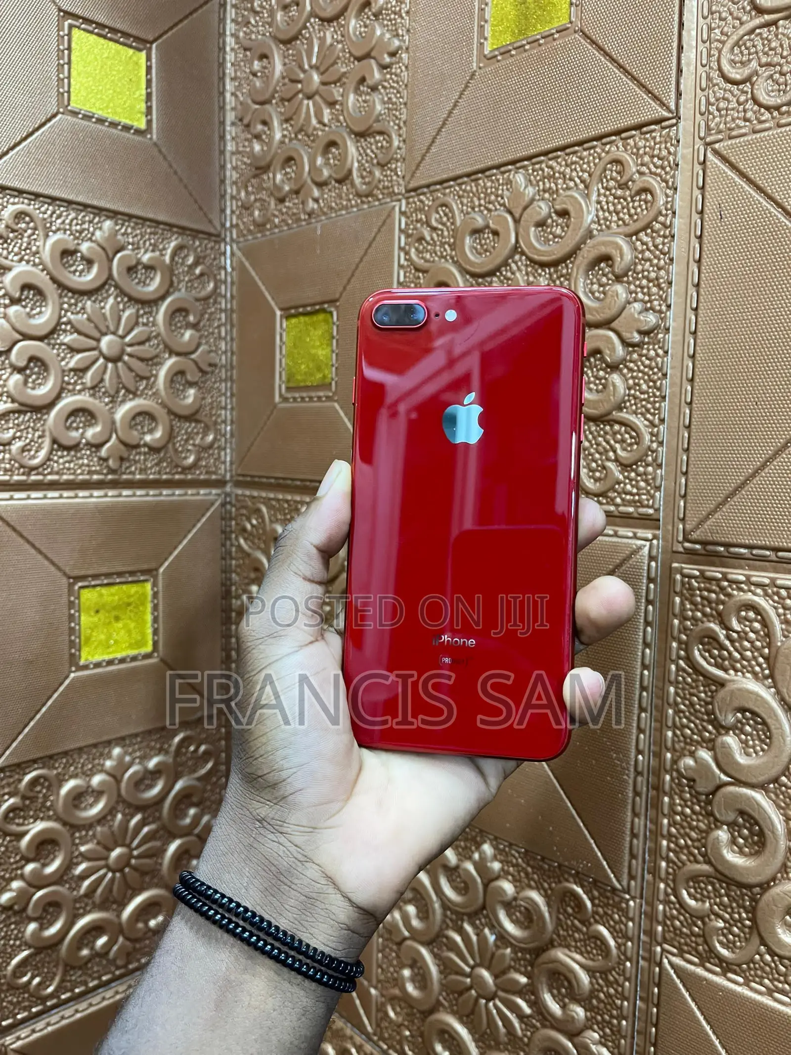 Apple iPhone 8 Plus 64 GB Red