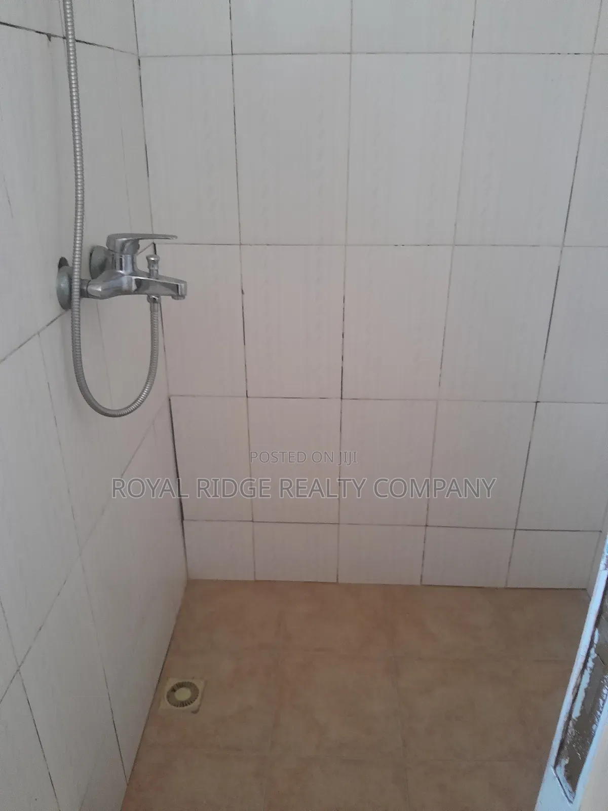 3bdrm House in Devtraco Community, Accra Metropolitan for rent