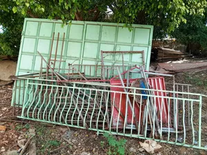 Metal Scraps Incl. Metal Gate Fence Razor Wire (2 Plots)
