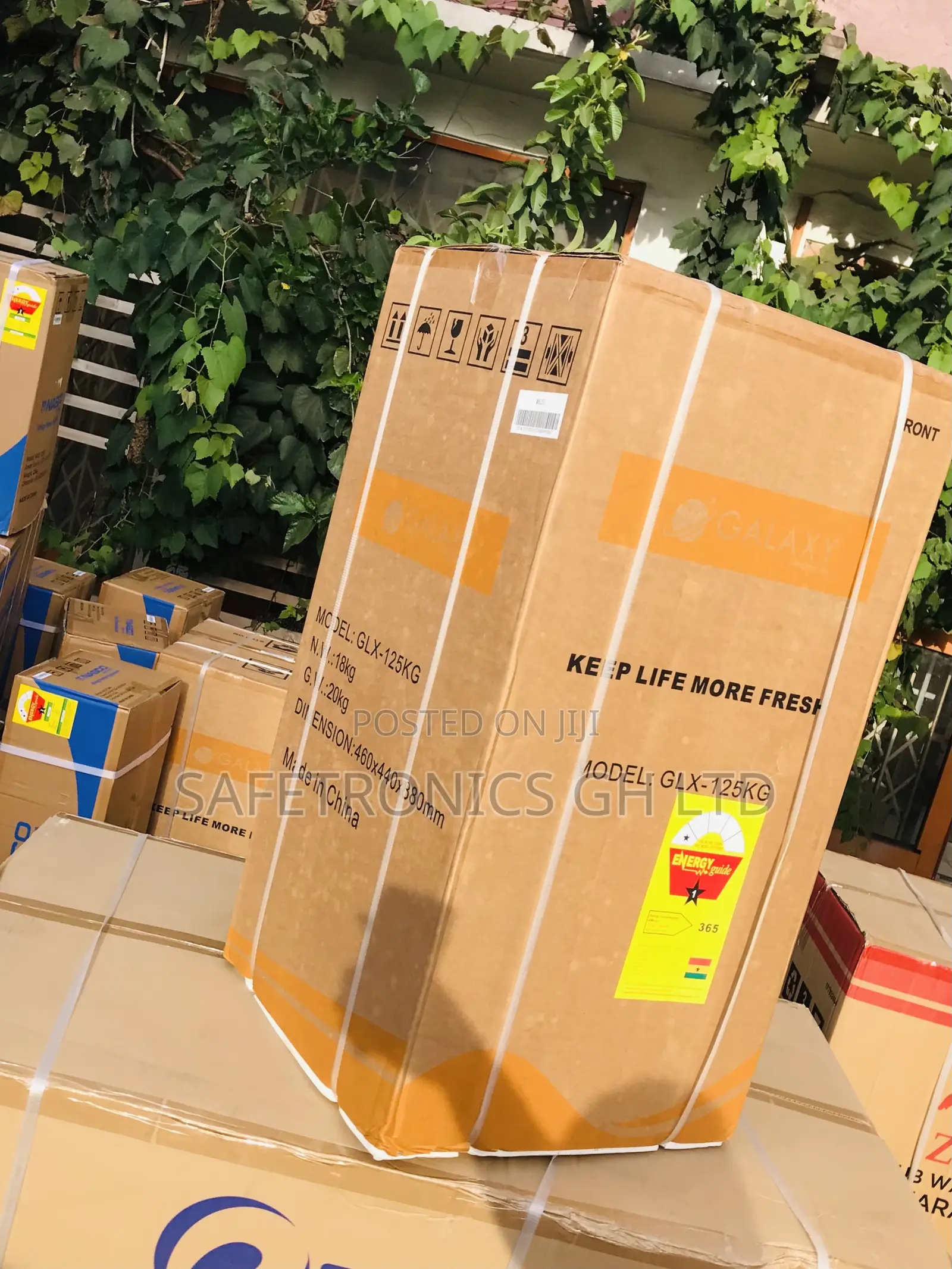 Durable and Authentic 90 Liters Topfreezer 2 Doors Galaxy