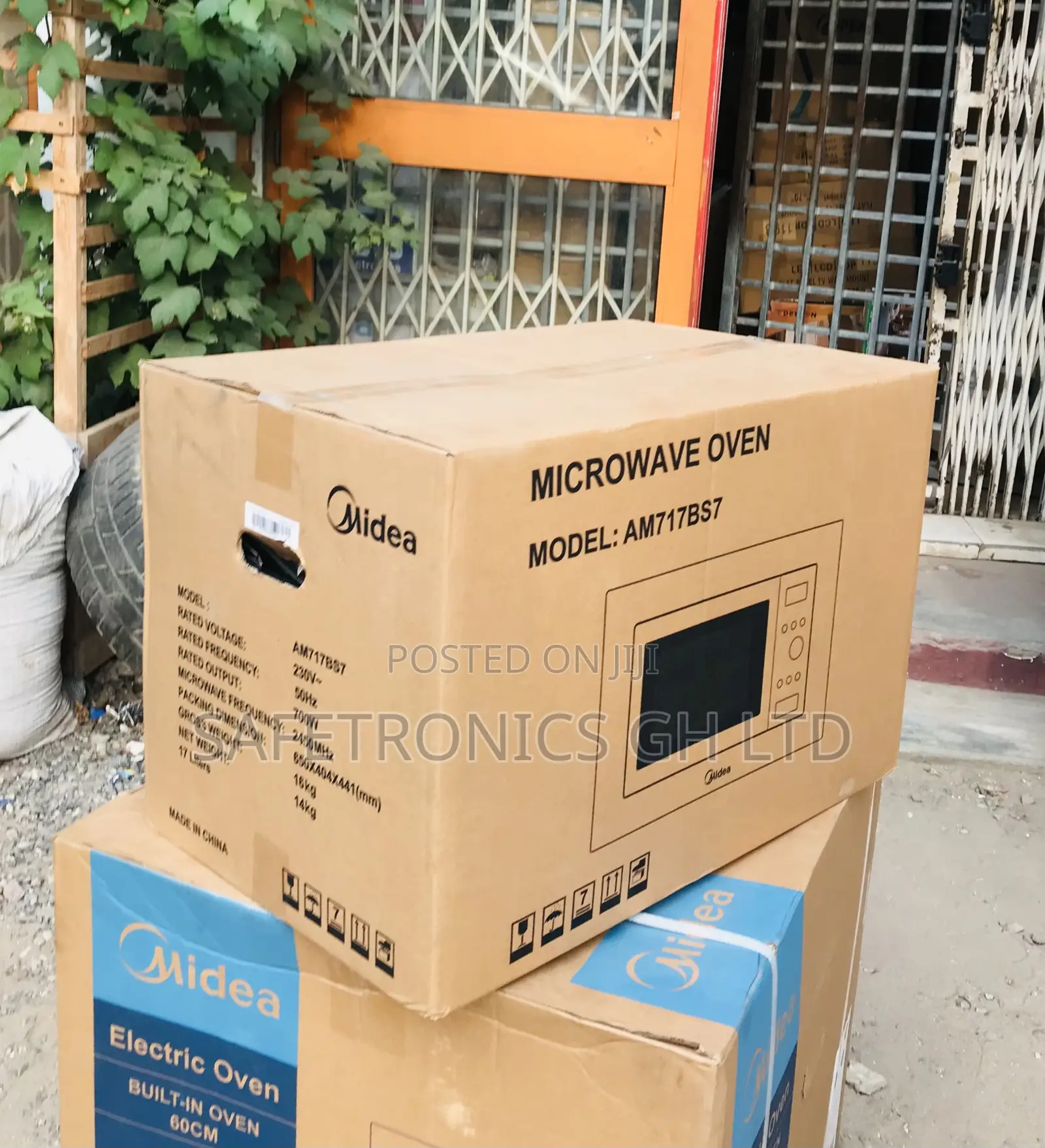 Buy Authentic 17 Liters AM717BS7 in-Built Microwave