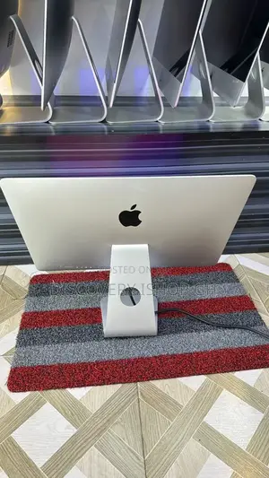 Desktop Computer Apple iMac 8GB Intel Core I5 HDD+SSD 1T