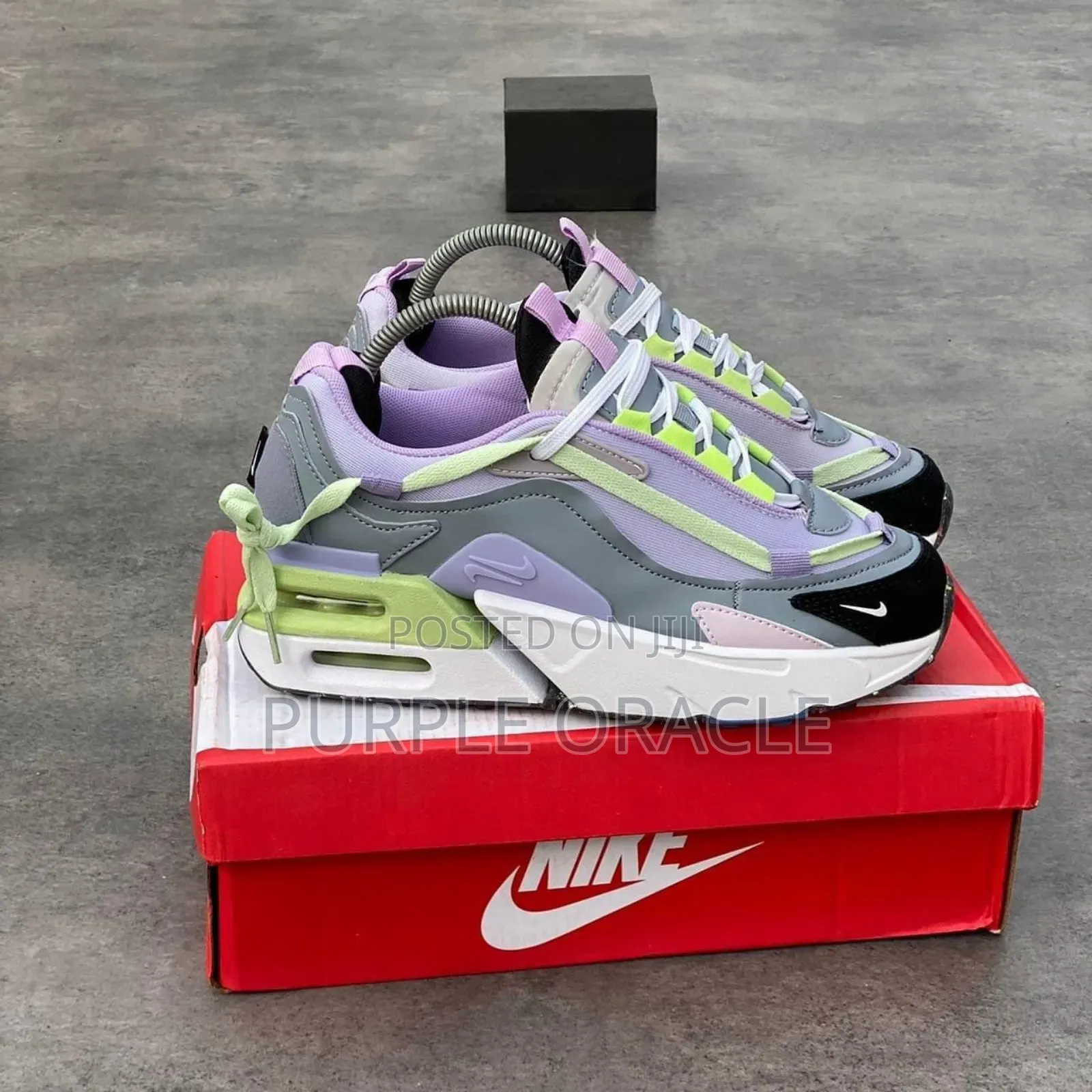 Nike Premium Comfort Sneakers for Men on the Go