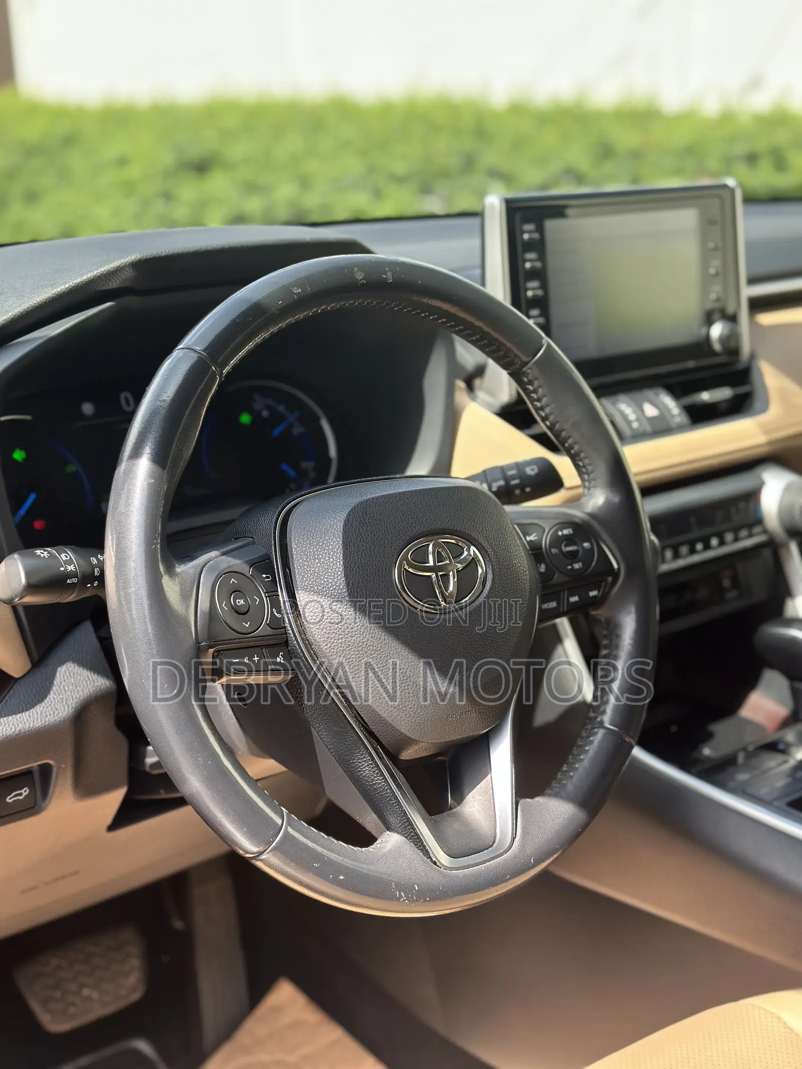 Toyota RAV4 Limited AWD 2020 Red