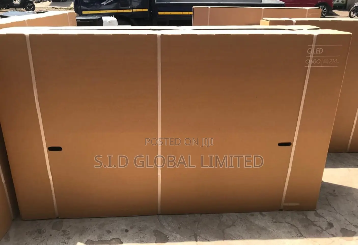 Step Into The World Of Wonder With Samsung 85" Q60c Qled Tv