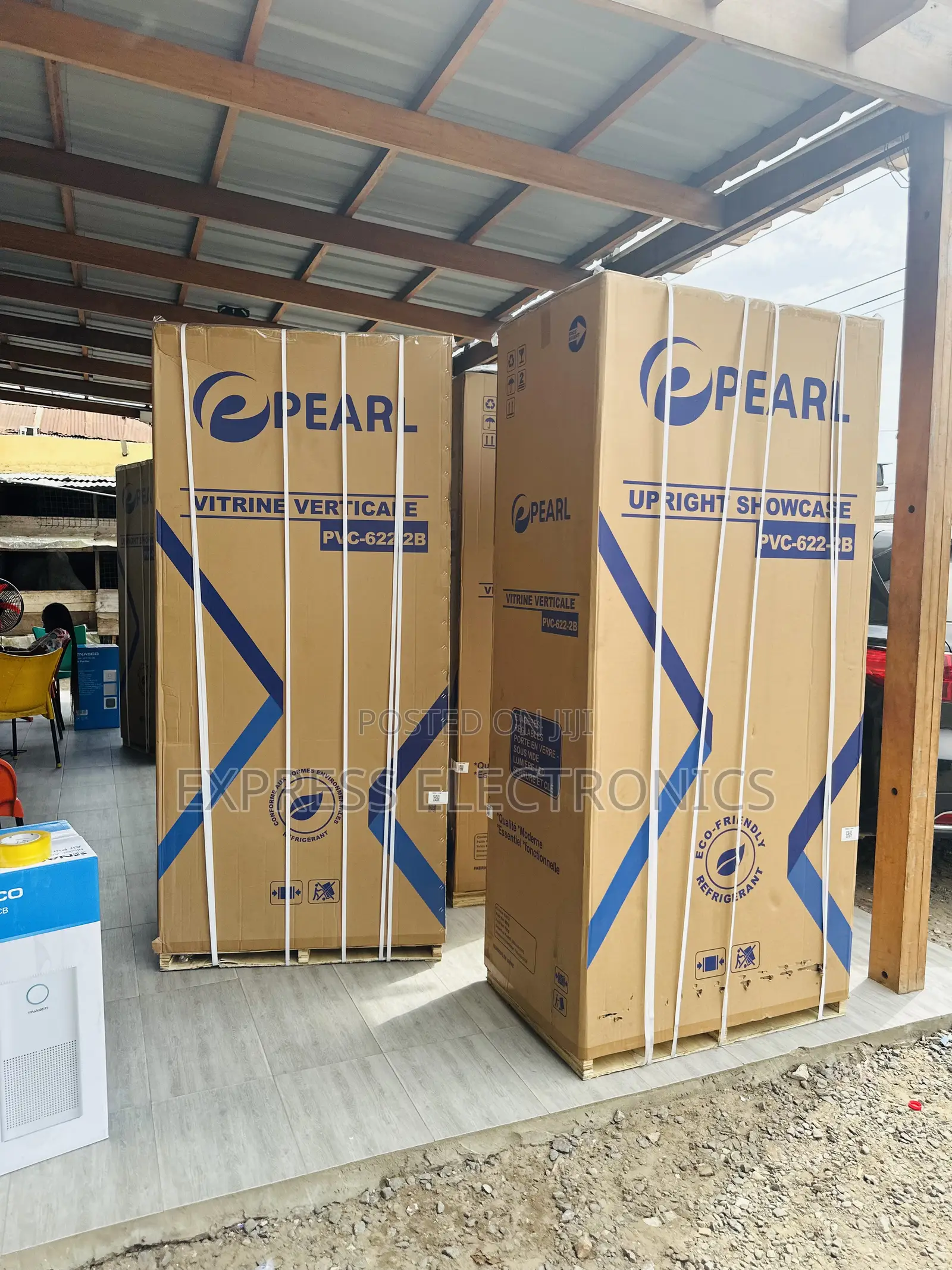 Energy Efficiency Technology Displayfridge Pearl PVC-622-2b