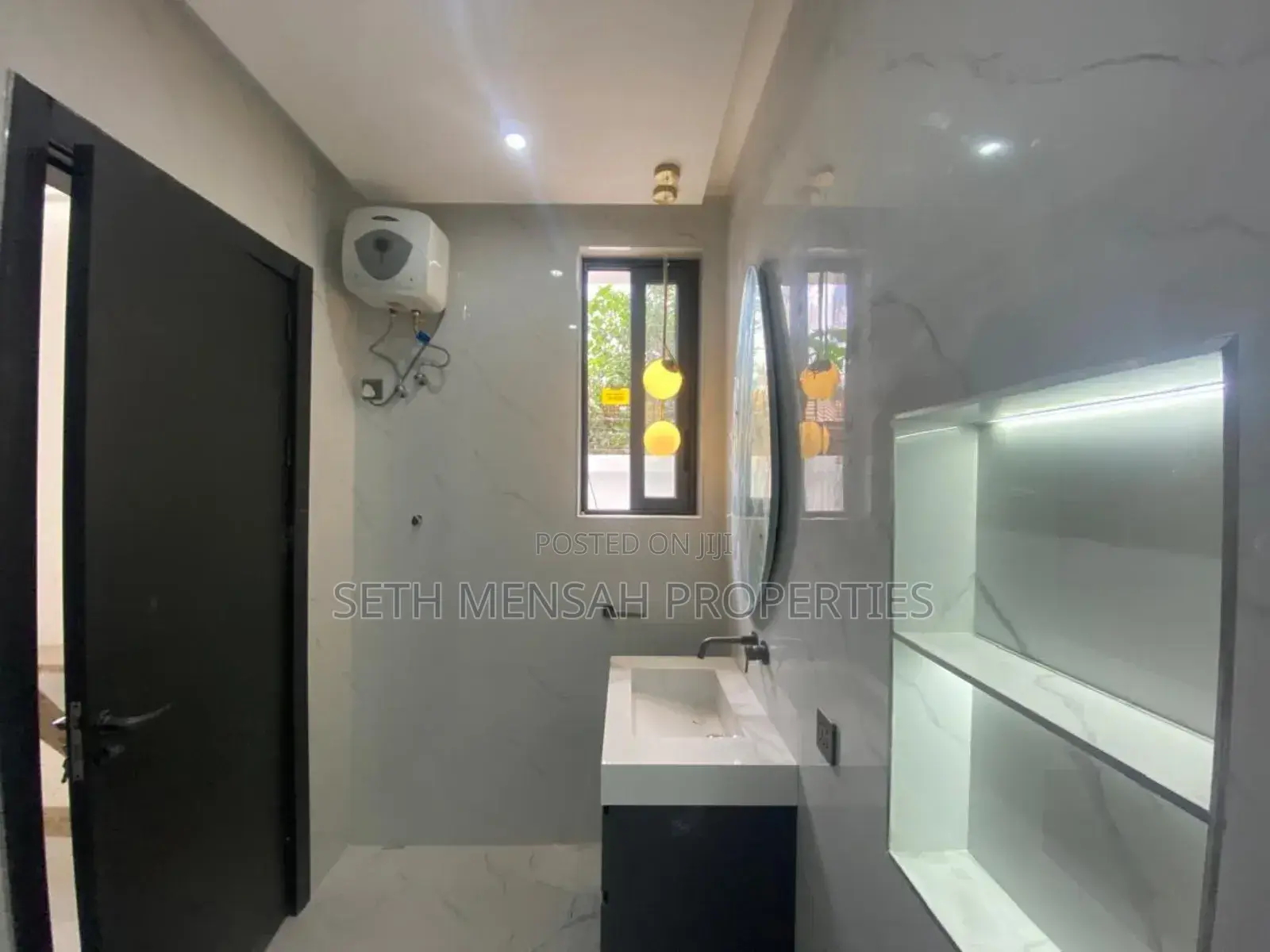 4bdrm House in Skm Properties, Ashaley Botwe for sale
