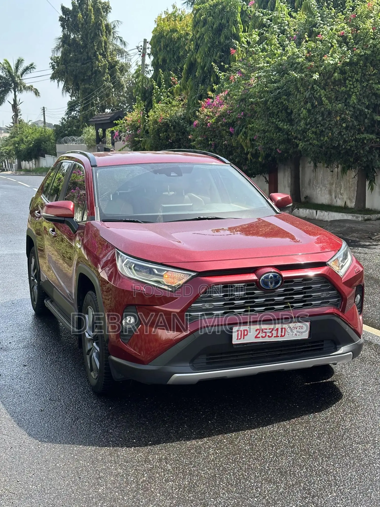 Toyota RAV4 Limited AWD 2020 Red
