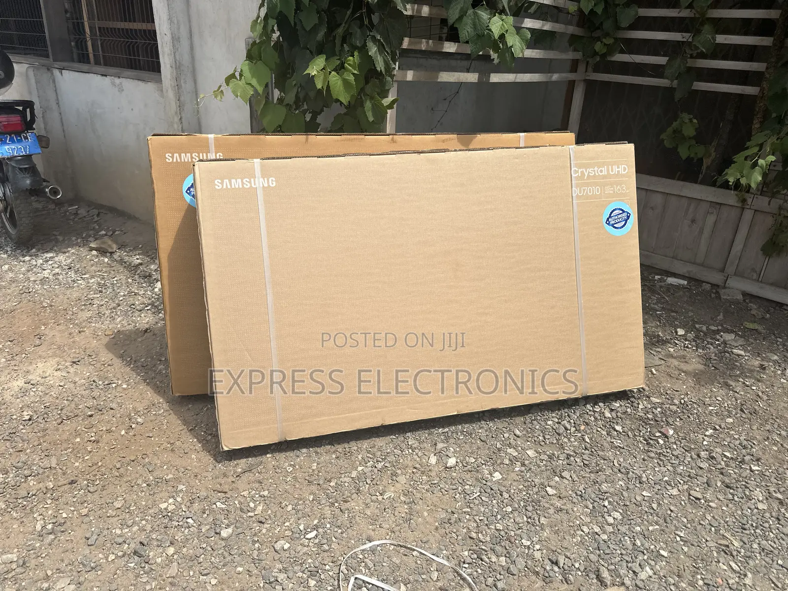 2024 Model Samsung UHD Smart 65”DU7000