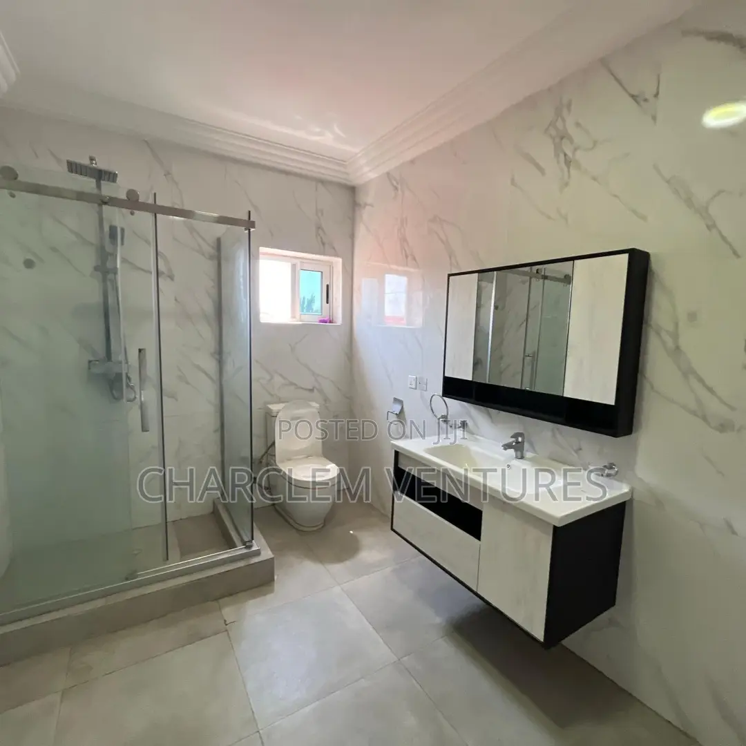 5bdrm House in Charclem Ventures, East Legon for rent