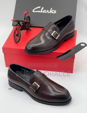 Men’S Formal Clarks Derby Shoes With Classic Detailing