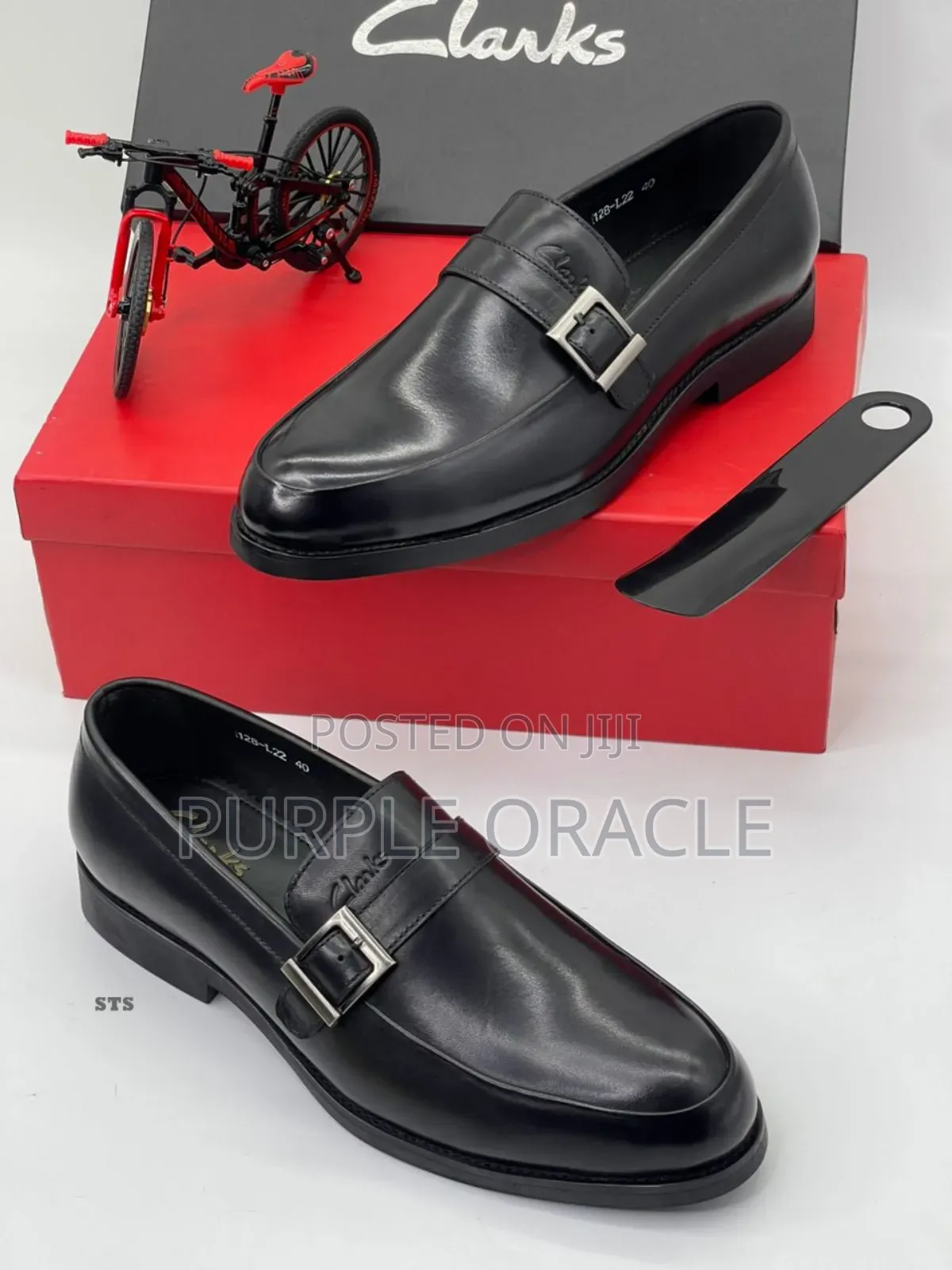 Men’S Formal Clarks Derby Shoes With Classic Detailing