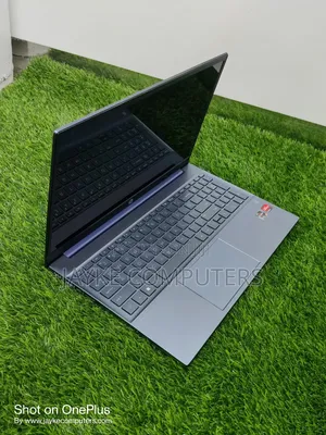 New Laptop HP Pavilion 15 16GB AMD Ryzen 5 SSD 512GB