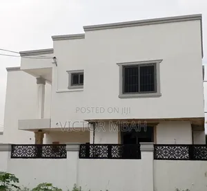 4bdrm Duplex in Community 25 Tema, Accra Metropolitan for sale