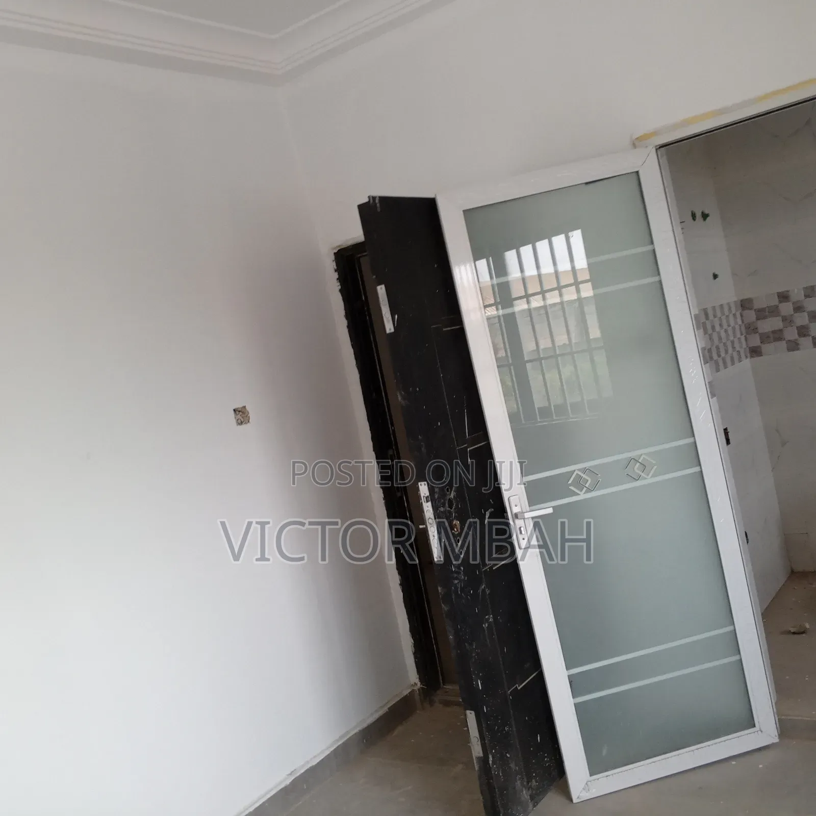 4bdrm Duplex in Community 25 Tema, Accra Metropolitan for sale