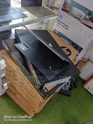 New Laptop HP Victus 16 16GB AMD Ryzen 7 SSD 1T