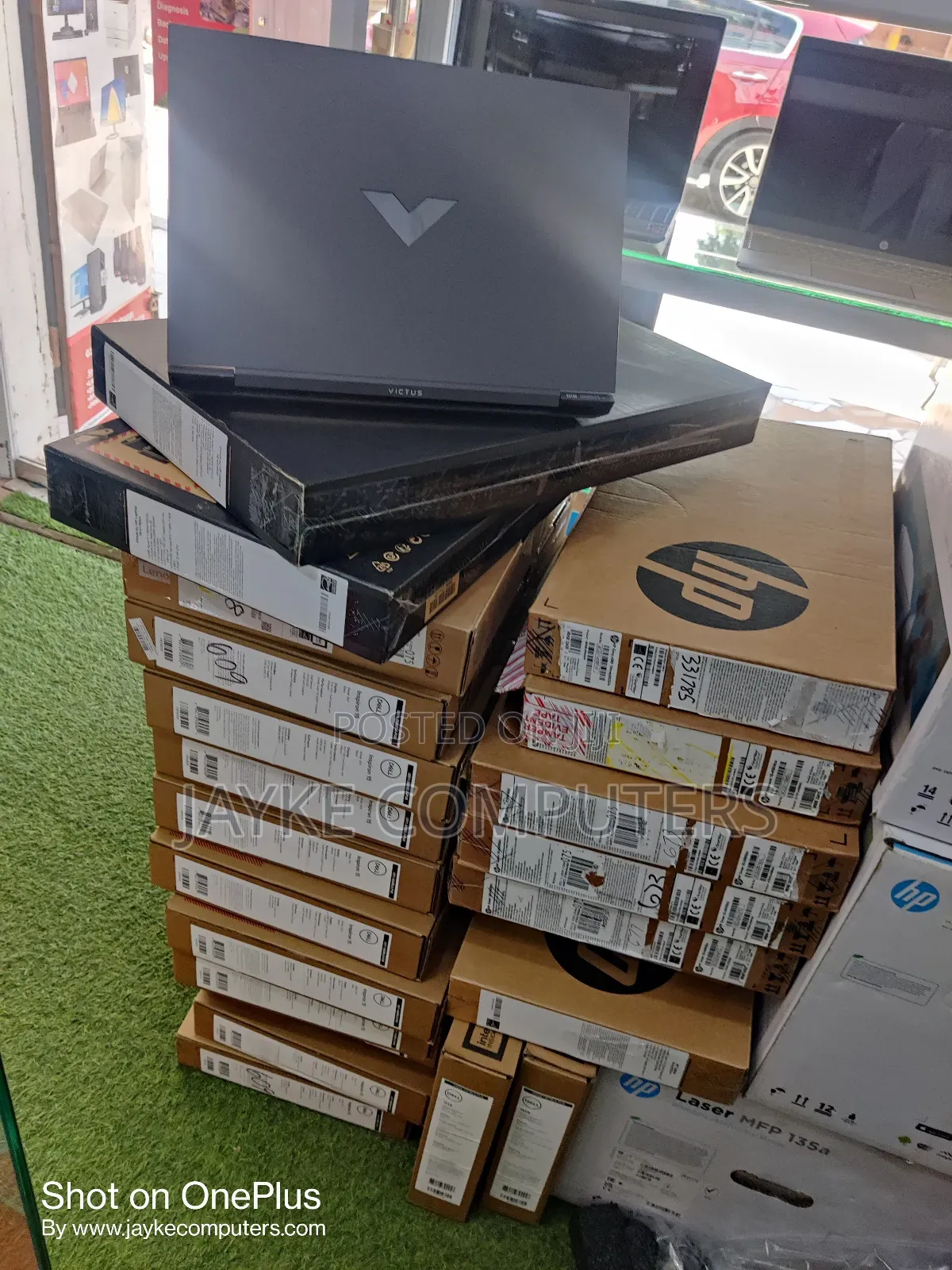 New Laptop HP Victus 16 16GB AMD Ryzen 7 SSD 1T