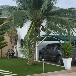 5bdrm House in Testimonial Building, Adjiriganor for sale