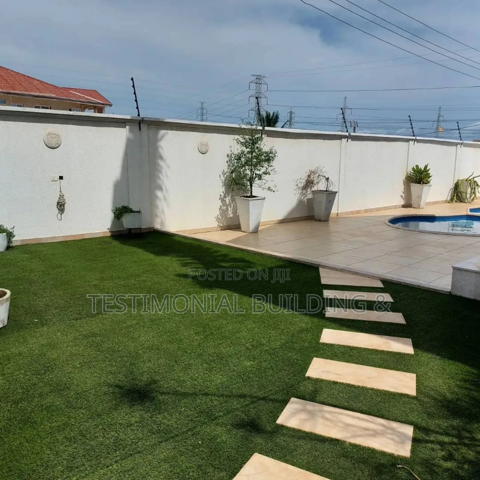 5bdrm House in Testimonial Building, Adjiriganor for sale