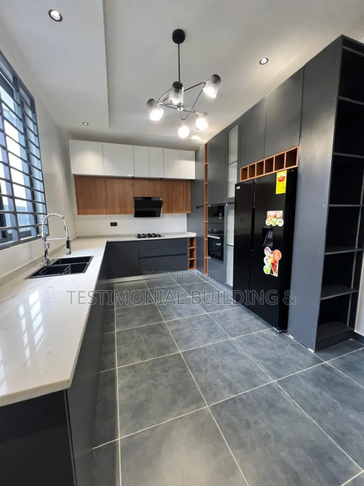 4bdrm House in Testimonial Building, Adenta for sale
