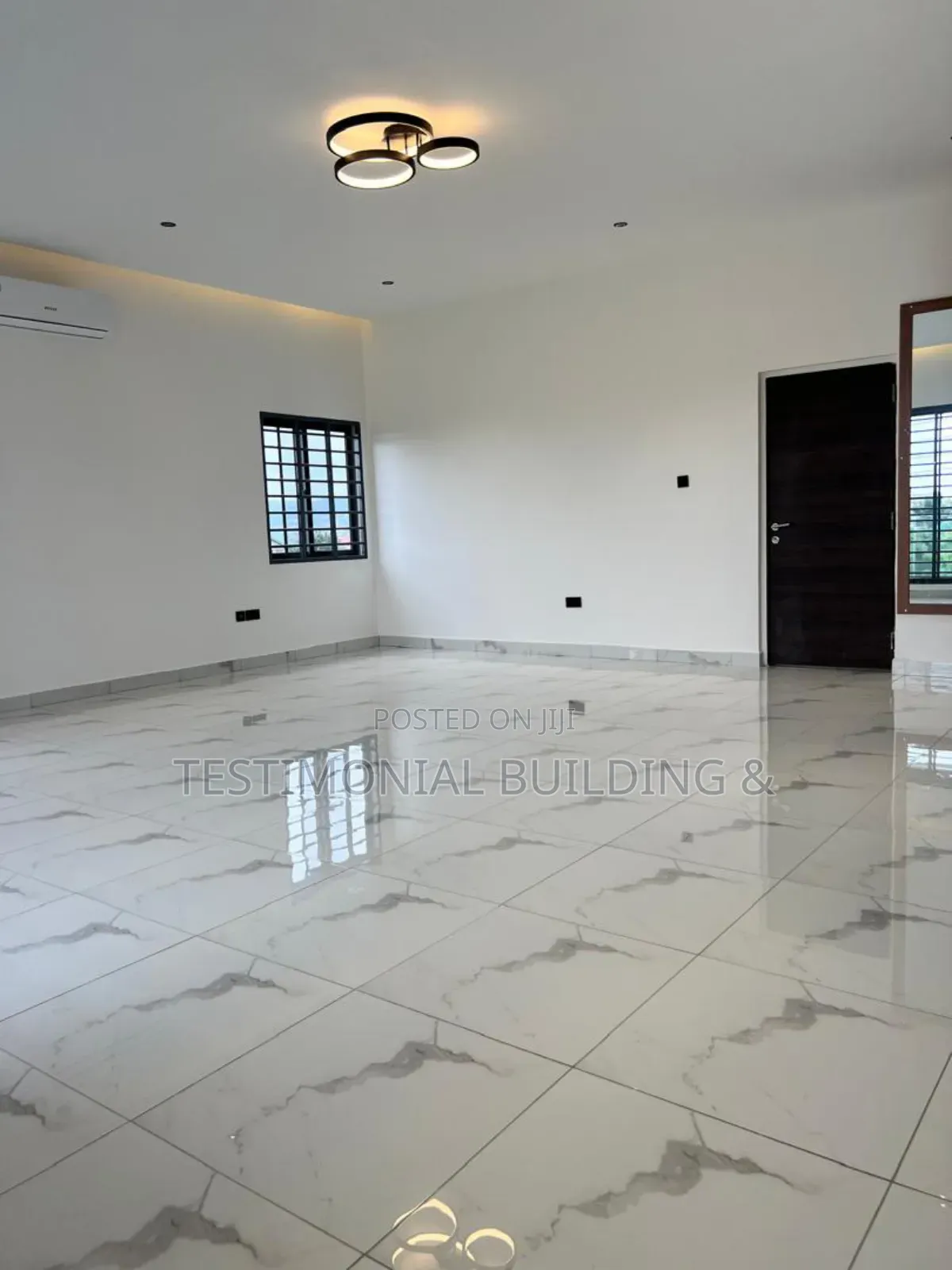 4bdrm House in Testimonial Building, Adenta for sale