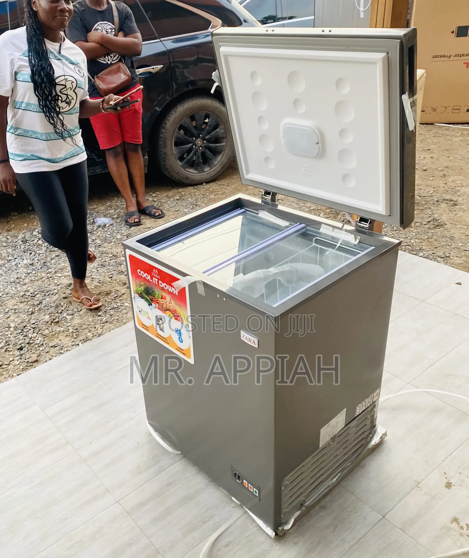 Fantastic Zara 200L Single Door Electric Freezer(Gray).