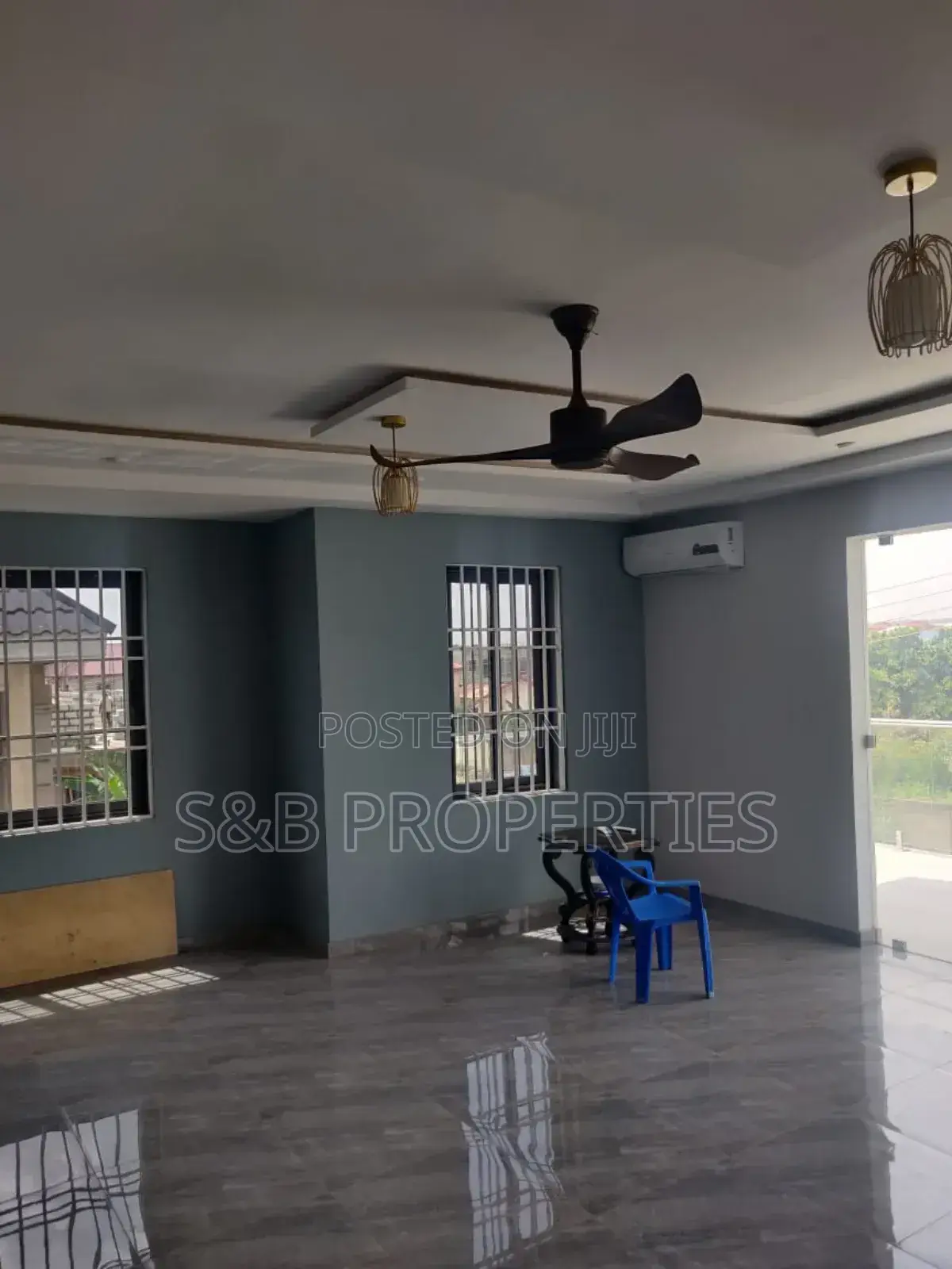 5bdrm House in Ashomang Estate for sale