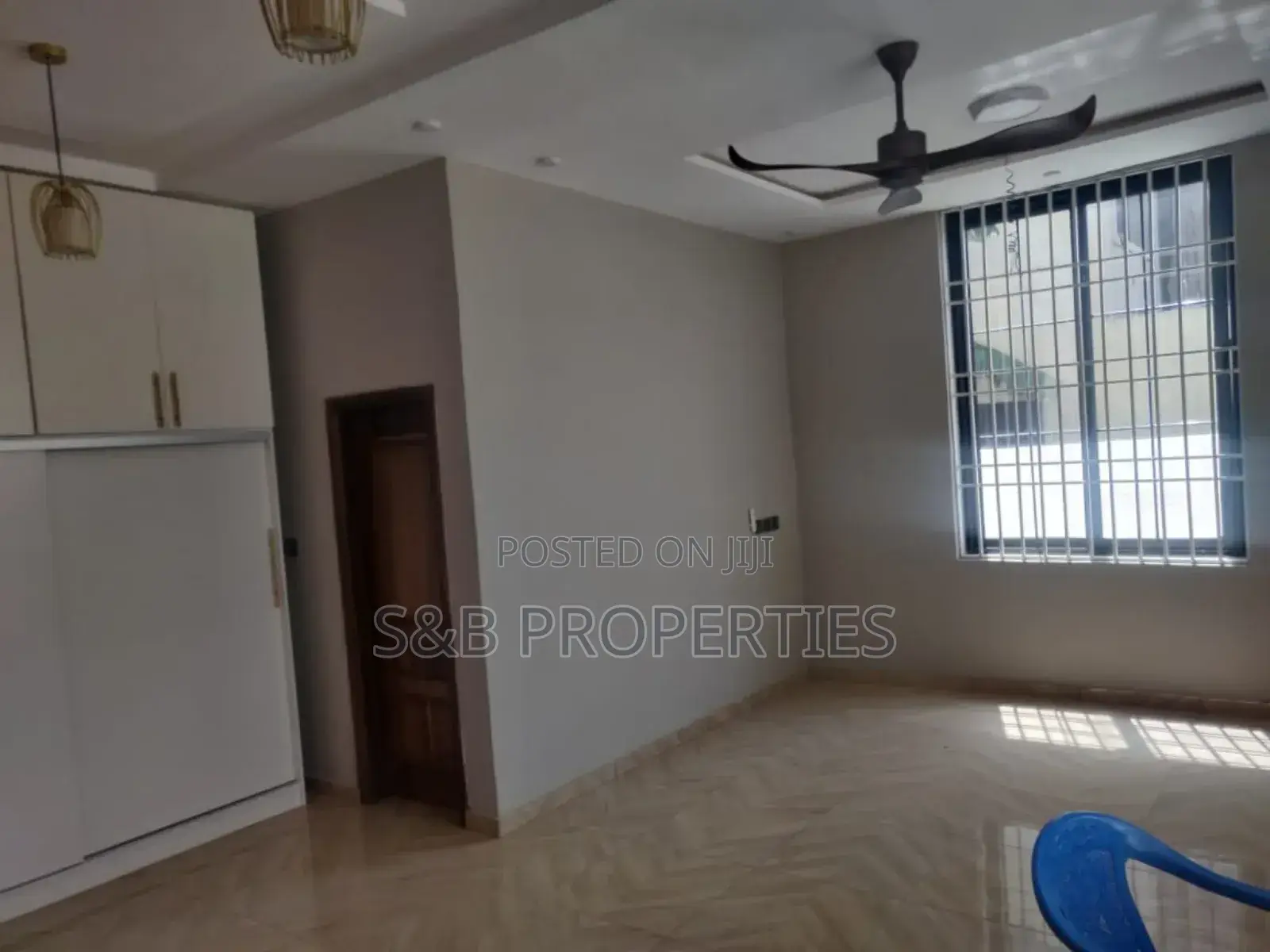 5bdrm House in Ashomang Estate for sale
