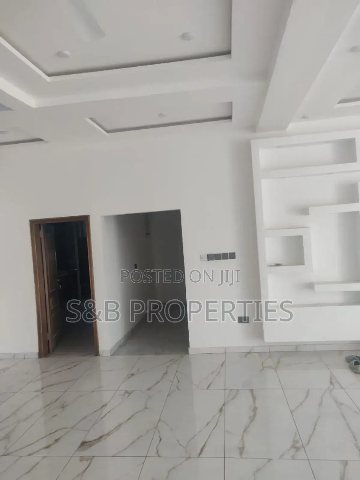 5bdrm House in Ashomang Estate for sale