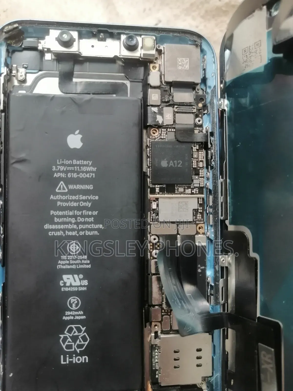 iPhones and Androids Specialists.
