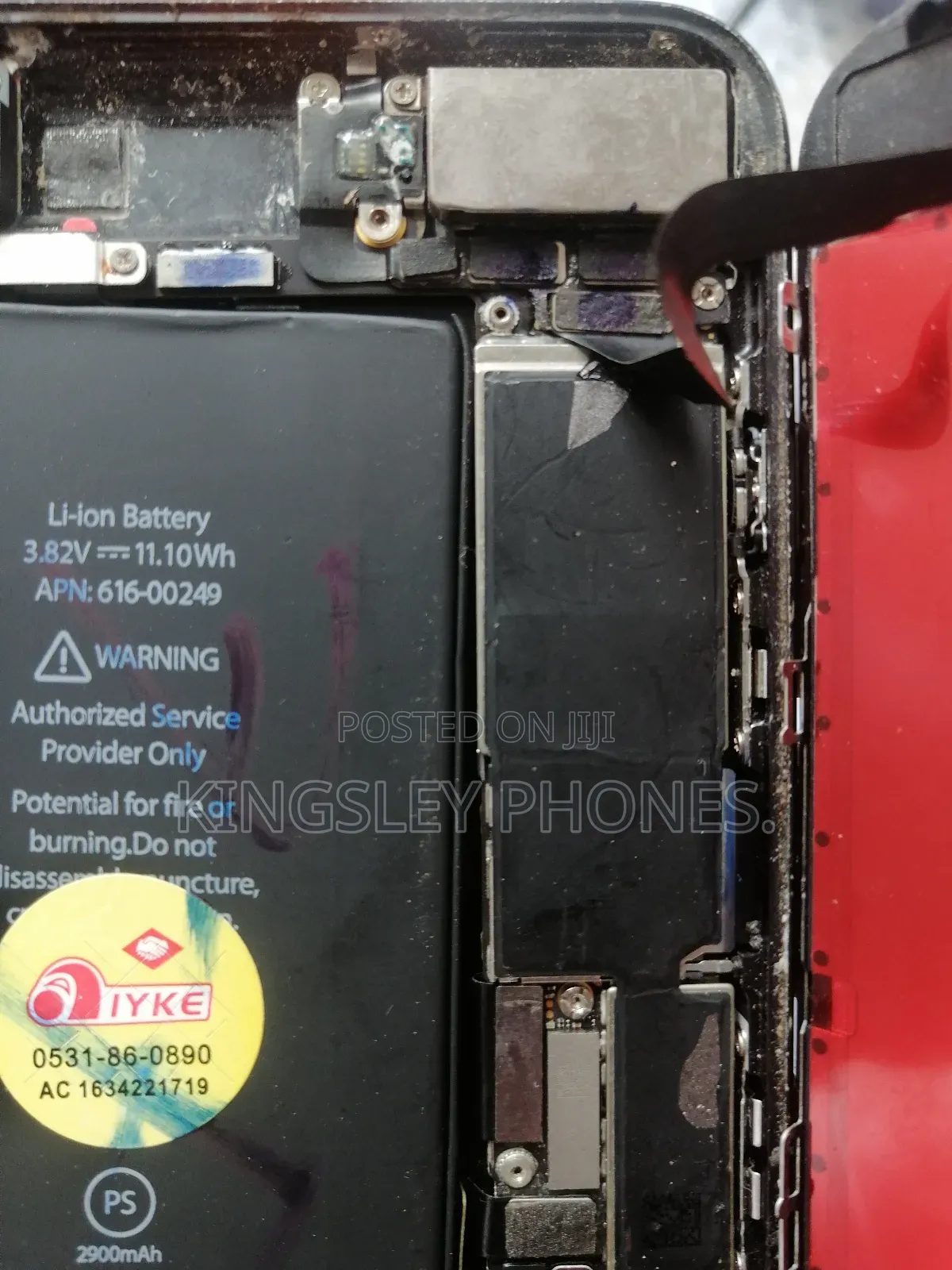 iPhones and Androids Specialists.