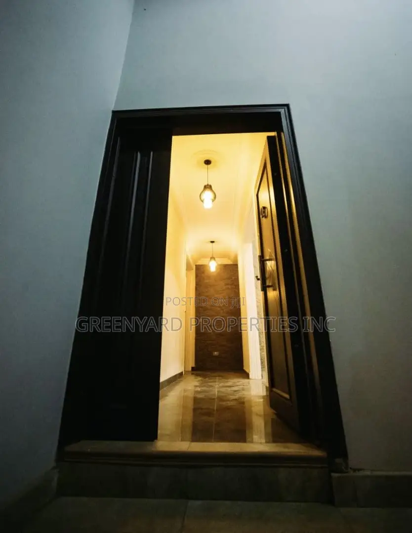 5bdrm House in Ayi Mensah, Oyarifa for sale