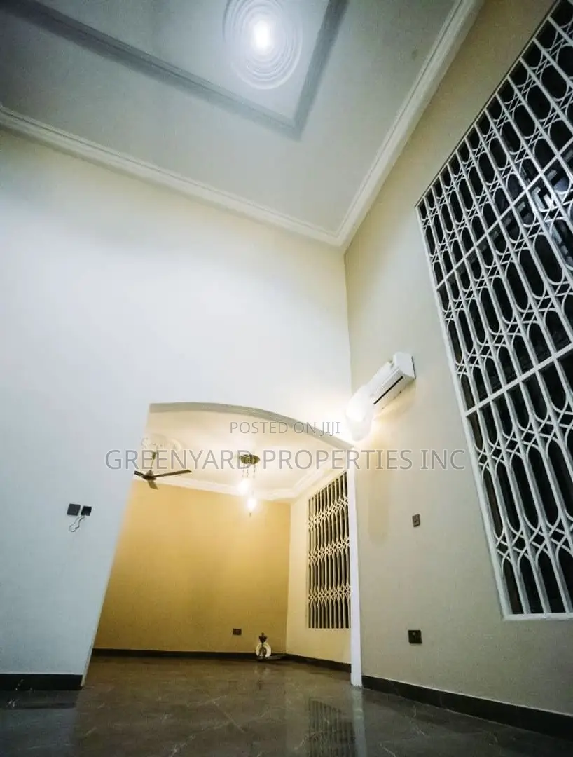 5bdrm House in Ayi Mensah, Oyarifa for sale